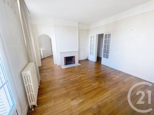 Appartement à vendre 172 000 € 4 pièces 2 chambres 91,53 m² 1er étage Creil 60100