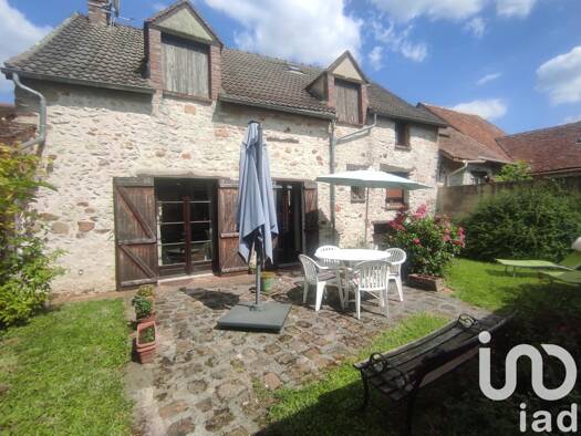 Maison à vendre 199 000 € 4 pièces 3 chambres 135 m² 238 m² de terrain Cessoy-en-Montois 77520