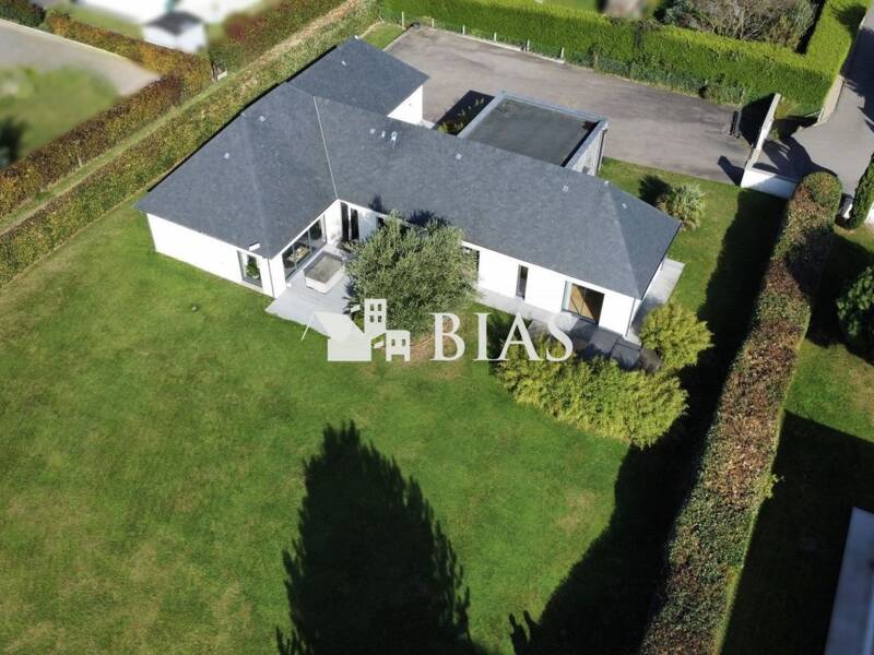 Maison à vendre, 186m², SAINT OUEN DE THOUBERVILLE
