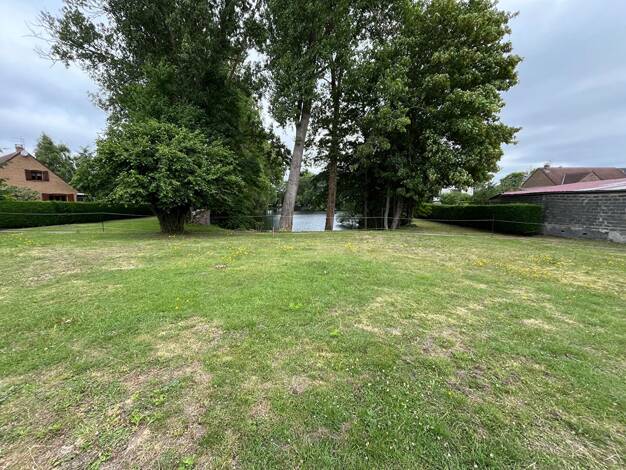 Terrain constructible à vendre 262 000 € 703 m² de terrain Mérignies 59710