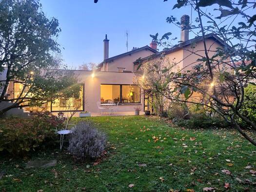 Maison à vendre 759 000 € 8 pièces 5 chambres 161,66 m² 546 m² de terrain Genay 69730