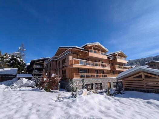 Maison à vendre - neuf 1 045 000 € 4 pièces 5 chambres Les Gets 74260