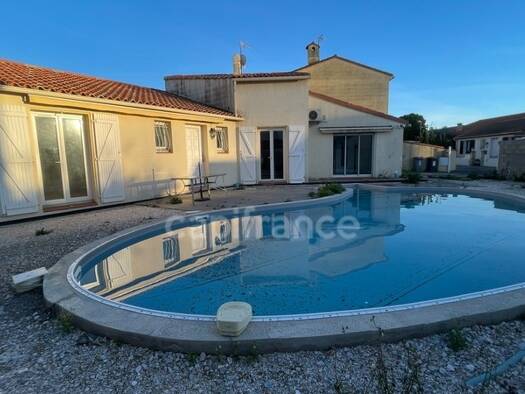 Maison de plain-pied à vendre 283 000 € 4 pièces 2 chambres 104 m² 423 m² de terrain Corneilla-del-Vercol 66200