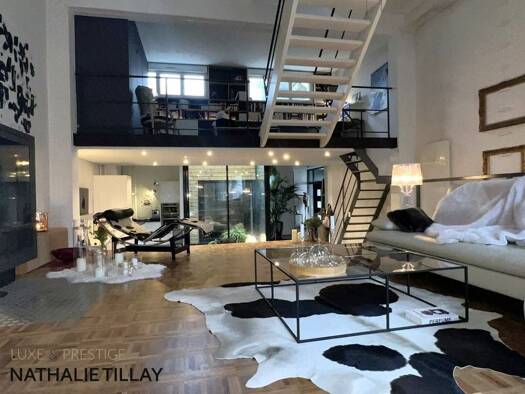 Duplex à vendre 745 000 € 6 pièces 3 chambres 188 m² RDC Carmes Sud Orléans 45000