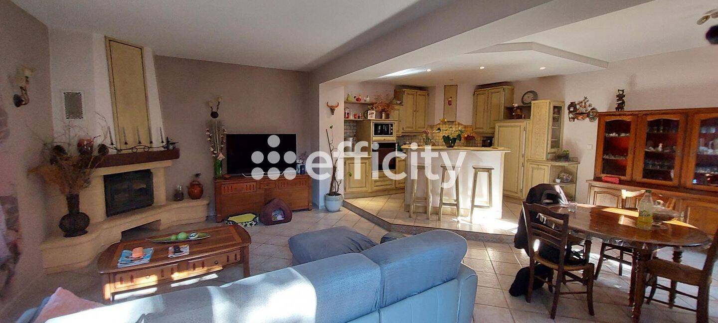 Maison à vendre, 114m², SAINT SIMEON DE BRESSIEUX