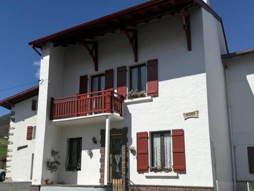 Maison de ville à vendre 212 800 € 4 pièces 3 chambres 103 m² 91 m² de terrain Macaye 64240