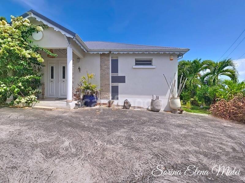 Maison à vendre, 147m², LE GOSIER