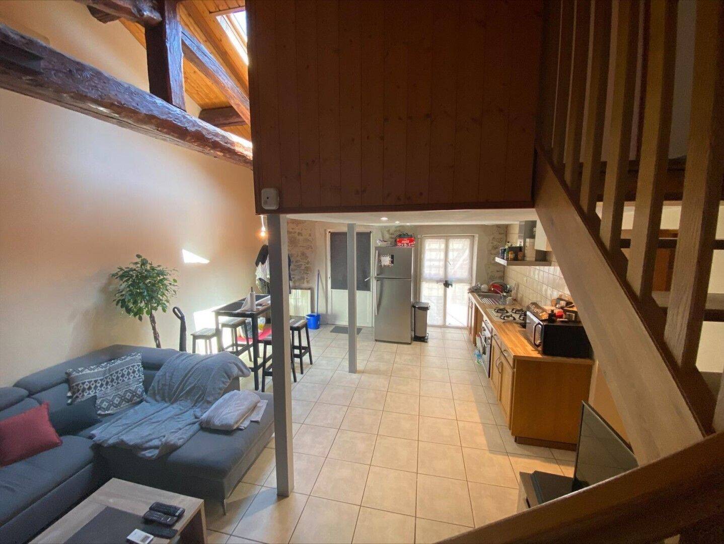 Maison à louer, 61m², LA TOUR DE SALVAGNY