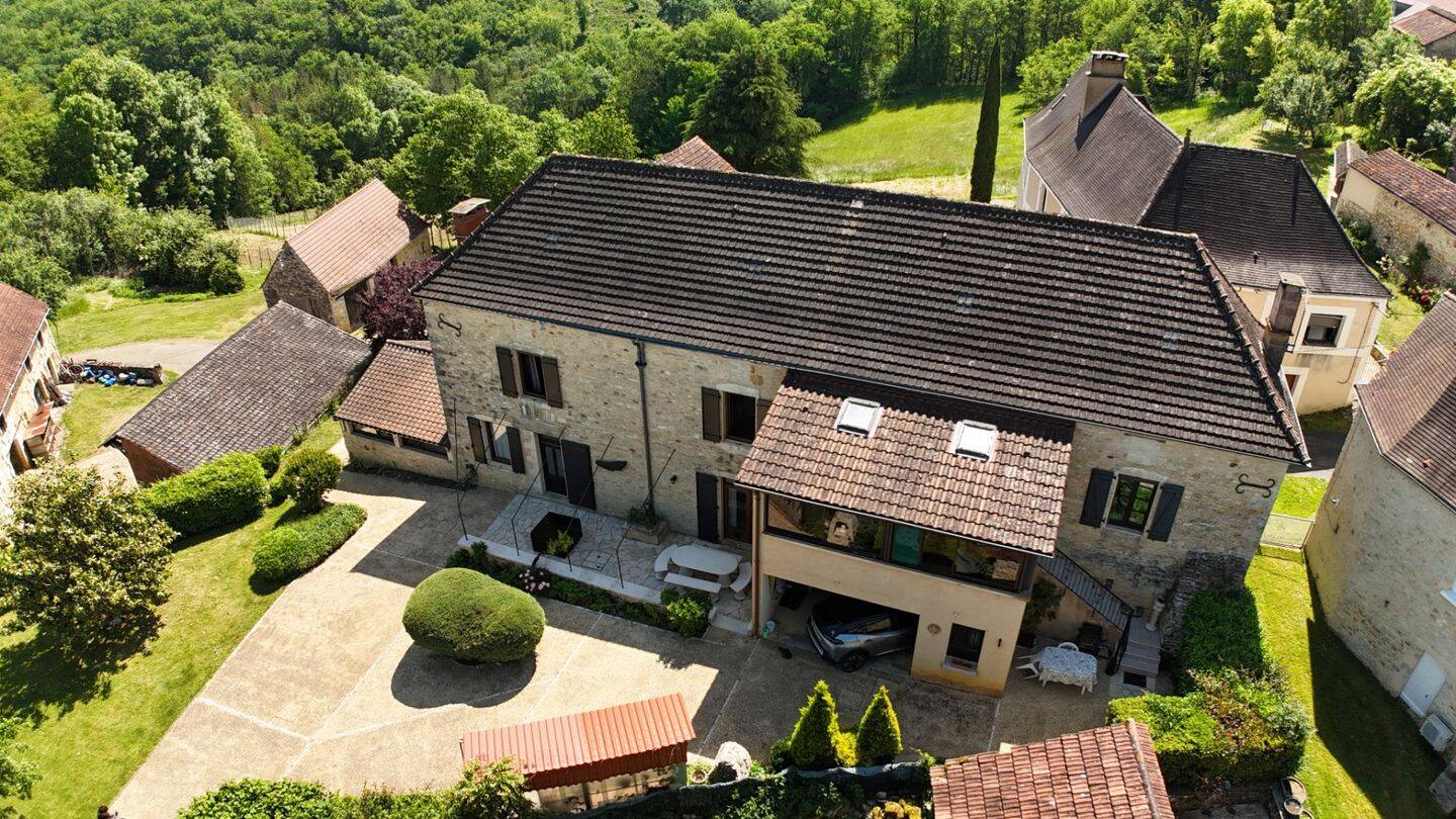 Maison à vendre, 199m², GOURDON
