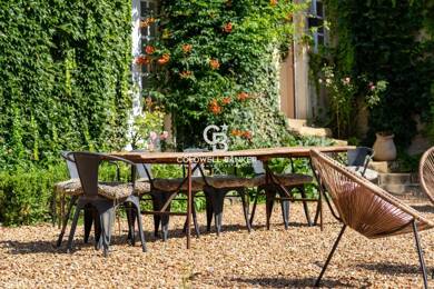 Maison à vendre 525 000 € 10 pièces 5 chambres 347 m² La Suze-sur-Sarthe 72210