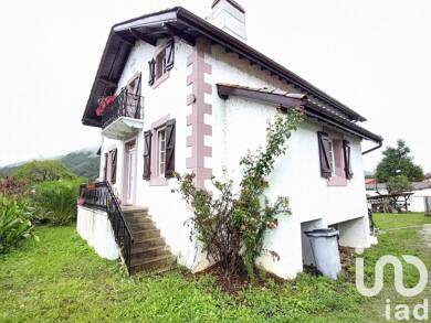 Maison à vendre 232 000 € 6 pièces 5 chambres 160 m² 491 m² de terrain Uhart-Cize 64220