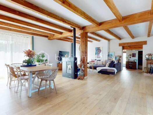 Maison à vendre 278 500 € 5 pièces 3 chambres 141 m² 472 m² de terrain La Gripperie-Saint-Symphorien 17620