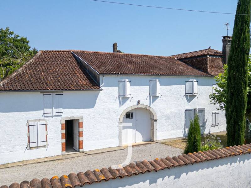 Maison à vendre, 287m², SAUVETERRE DE BEARN