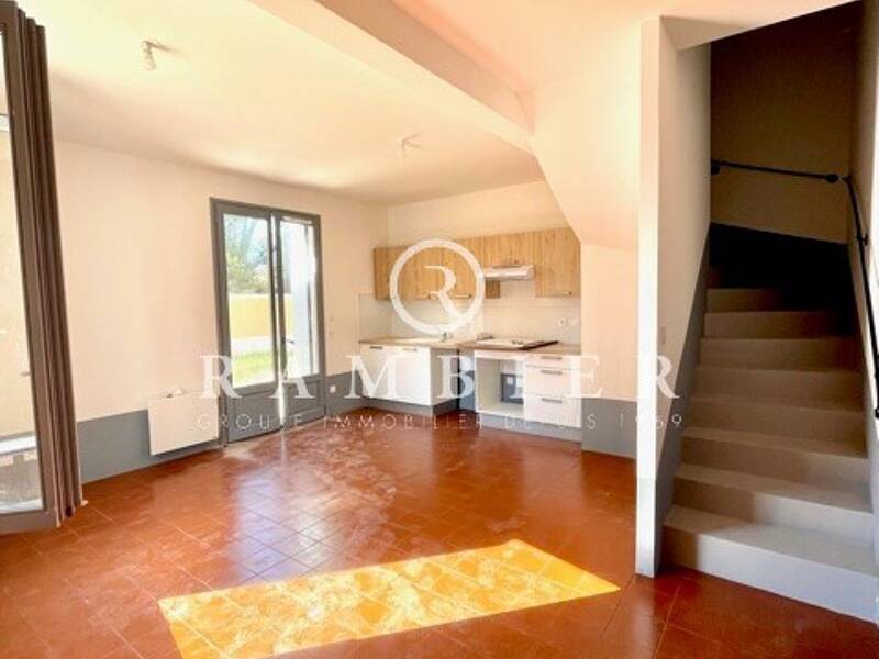 Maison à louer, 77m², BOUZIGUES