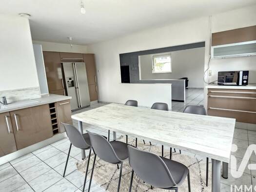 Maison de plain-pied à vendre 125 000 € 4 pièces 2 chambres 97 m² Bouzonville 57320