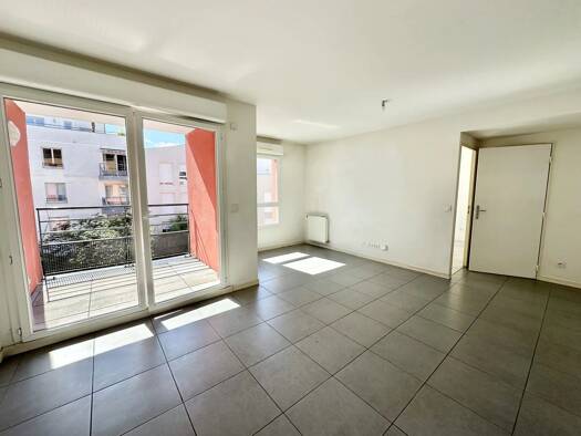 Appartement à vendre 199 000 € 2 pièces 1 chambre 40,1 m² Étage 2/4 Grandclément Villeurbanne 69100