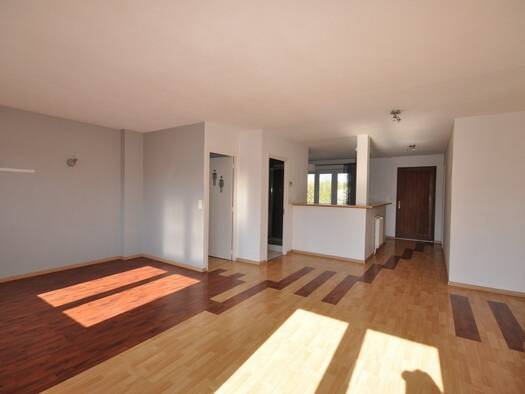 Appartement à louer 560 € 3 pièces 85 m² RDC Voujeaucourt 25420