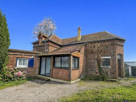 Maison à vendre 225 000 € 5 pièces 3 chambres 140 m² 495 m² de terrain Marissel Beauvais 60000