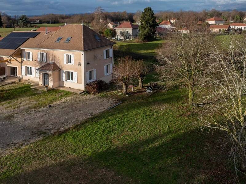 Maison à vendre, 222m², SAINT SORLIN DE MORESTEL