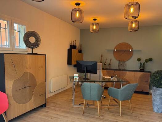 Local commercial à louer 650 € 45 m² de surface de vente Sud Est Vedène 84270