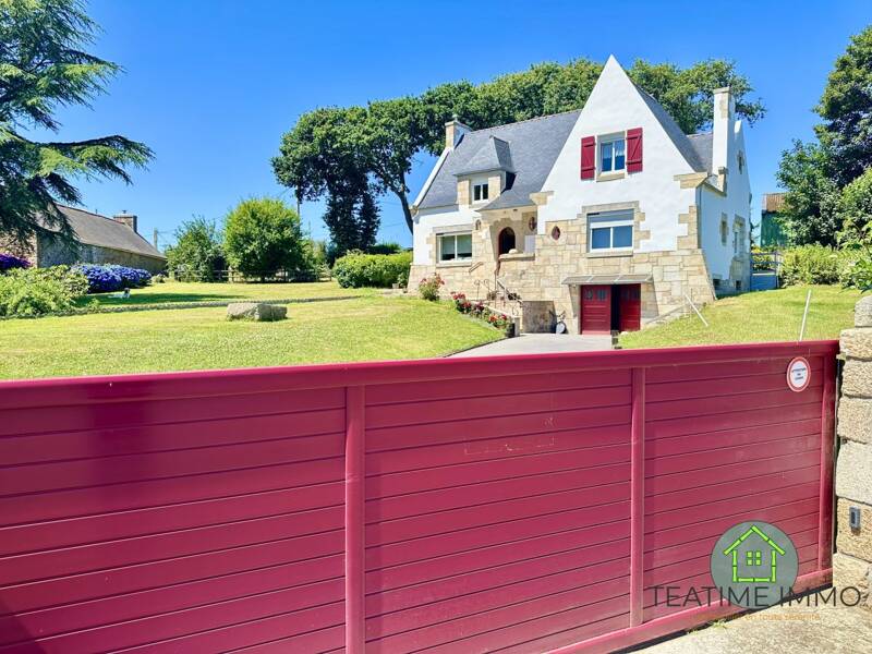 Maison à vendre, 132m², PLOUEGAT MOYSAN