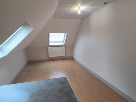 Appartement à louer 679 € 3 pièces 2 chambres 45 m² 3ème étage Amiens 80000