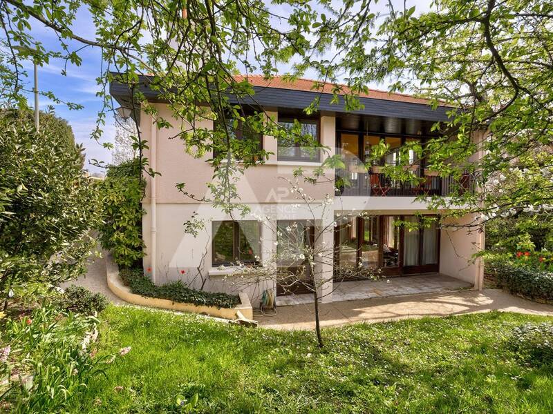 Maison à vendre, 202m², SEVRES