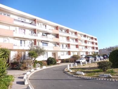 Appartement à vendre 179 900 € 3 pièces 2 chambres 66 m² Étage 2/3 Lunel 34400