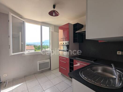 Appartement à vendre 115 000 € 4 pièces 2 chambres 63 m² Étage 4/4 Fures Tullins 38210