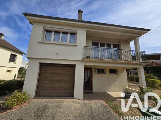 Maison à vendre 179 000 € 6 pièces 5 chambres 118 m² 457 m² de terrain Bellevue les Ozieres Yzeure 03400