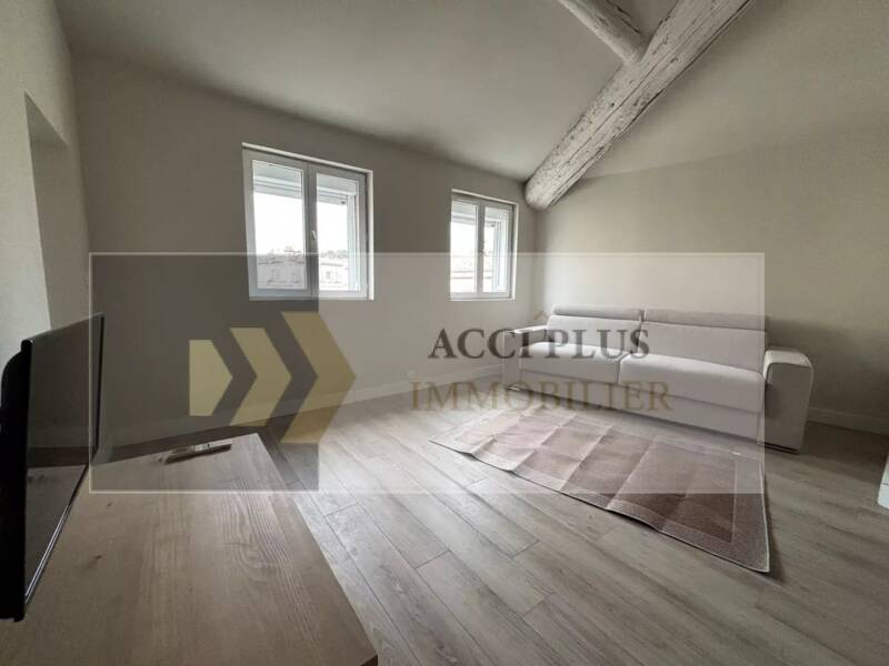 Maison à louer, 24m², NIMES