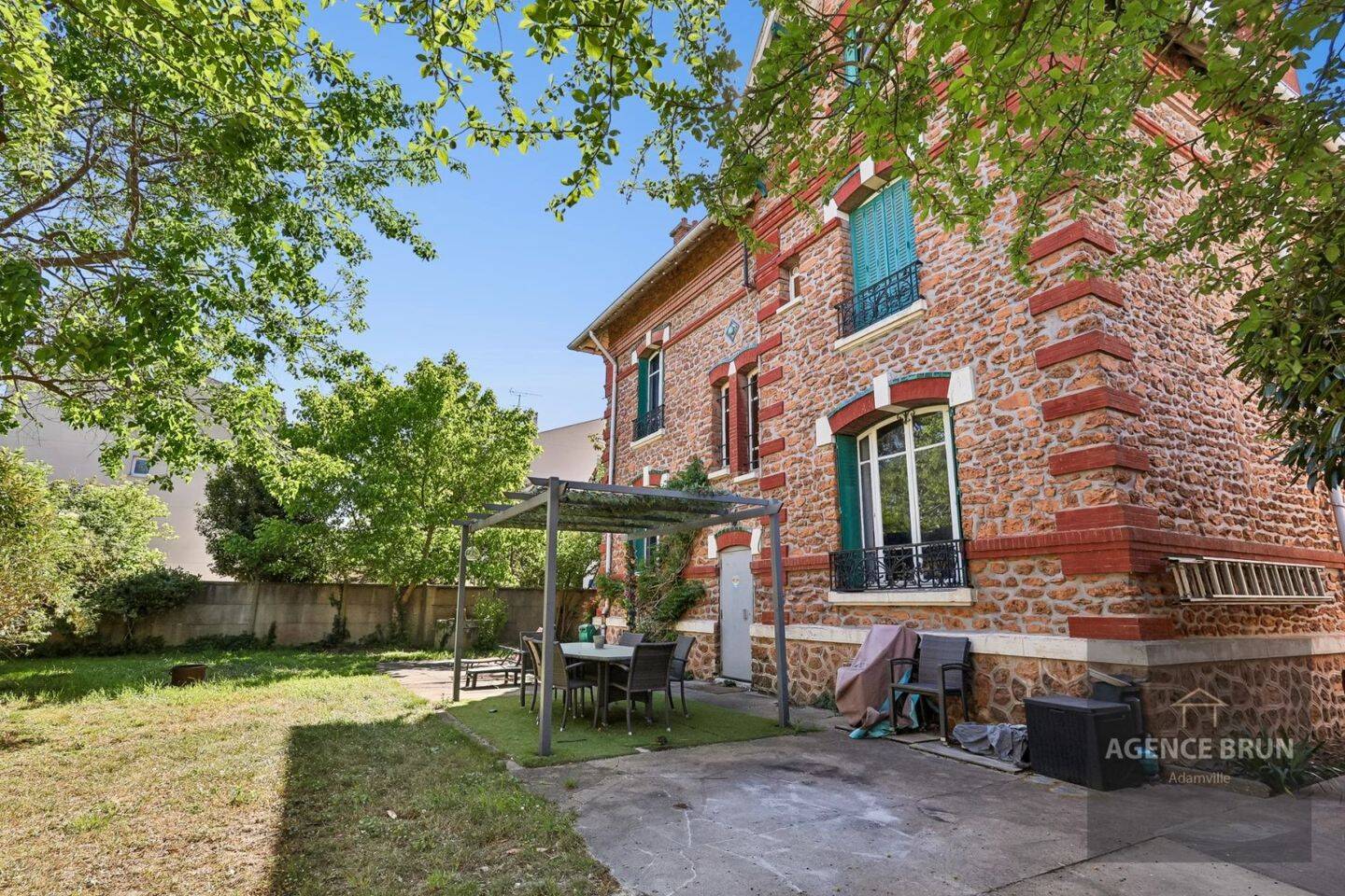 Maison à vendre, 200m², SAINT MAUR DES FOSSES