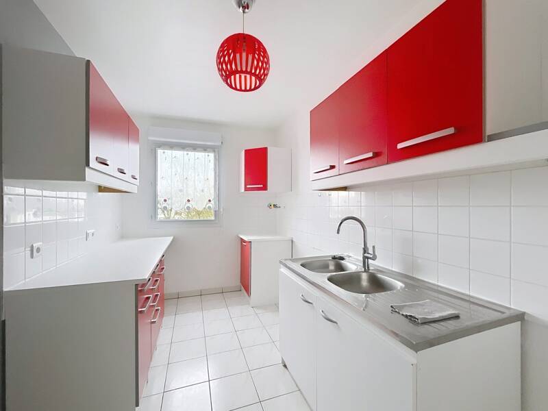 Maison à louer, 64m², LA CHAPELLE SAINT MESMIN