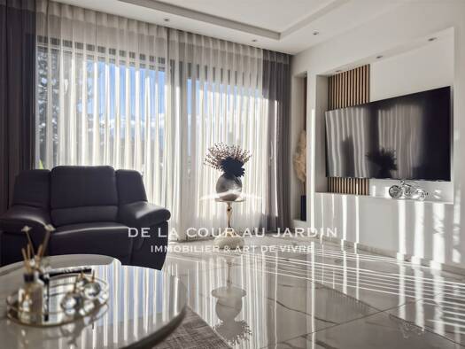 Maison à vendre - Première occupation 525 000 € 5 pièces 4 chambres 143 m² Albertville 73200