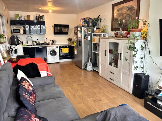 Appartement à vendre 199 000 € 3 pièces 2 chambres 60 m² Étage 2/3 Persan 95340