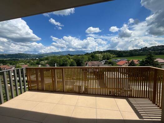 Appartement à louer 891 € 3 pièces 2 chambres 56,1 m² 2ème étage Rumilly 74150