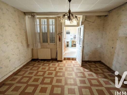 Maison de ville à vendre 42 000 € 4 pièces 3 chambres 70,8 m² 120 m² de terrain Maligny 89800