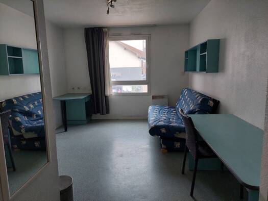 Appartement à louer - logement étudiant 375 € 1 pièce 18,9 m² Étage 1/5 Abattoirs Dijon 21000