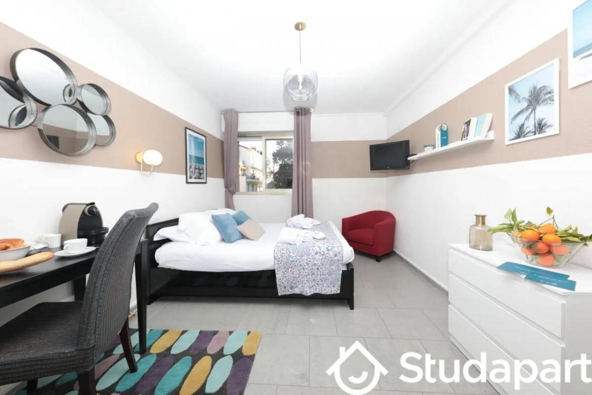 Maison à louer, 21m², ANTIBES