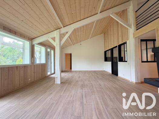 Maison à vendre 480 000 € 5 pièces 4 chambres 130 m² 6 506 m² de terrain Saumos 33680