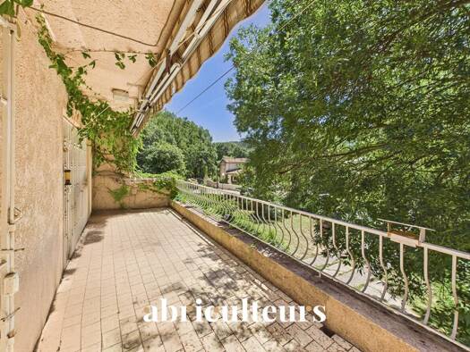 Maison à vendre 998 000 € 6 pièces 4 chambres 170 m² 1 853 m² de terrain Meyreuil 13590