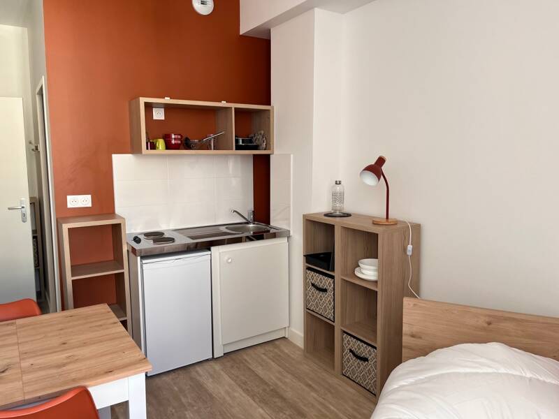 Maison à louer, 13m², RUELLE SUR TOUVRE