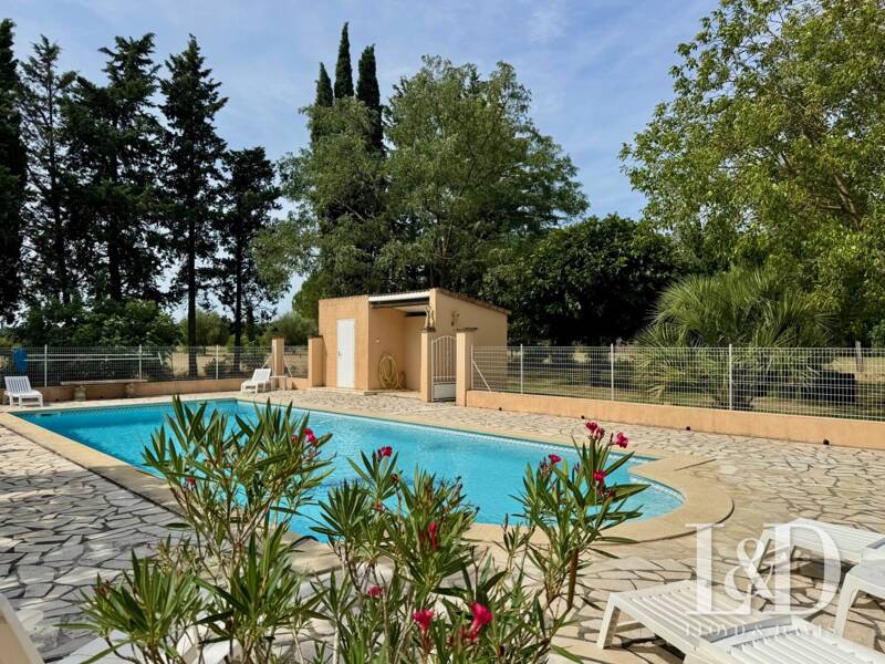 Maison à vendre, 239m², SAINT QUENTIN LA POTERIE