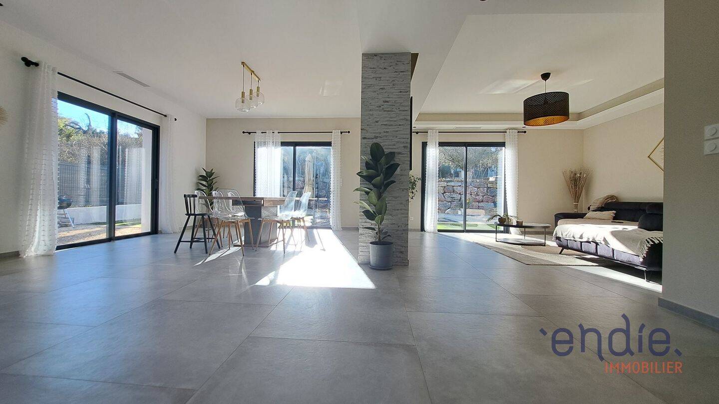Maison à vendre, 142m², LE THORONET