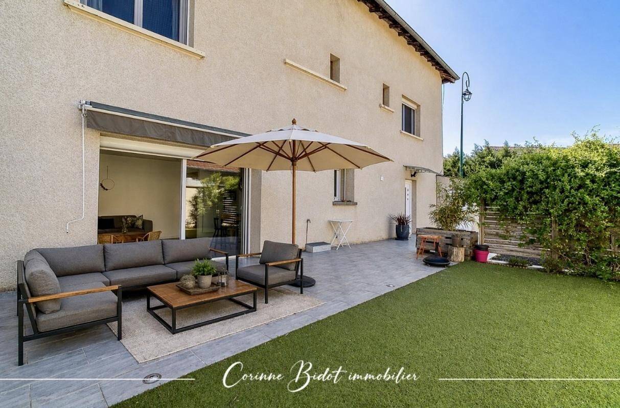 Maison à vendre, 138m², SAINT PIERRE DE CHANDIEU