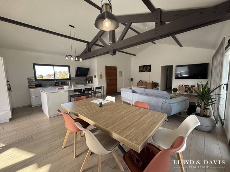 Maison à vendre, 140m², SAINT PEE SUR NIVELLE