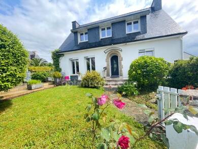 Maison à vendre 234 000 € 8 pièces 4 chambres 137 m² 690 m² de terrain Trégourez 29970