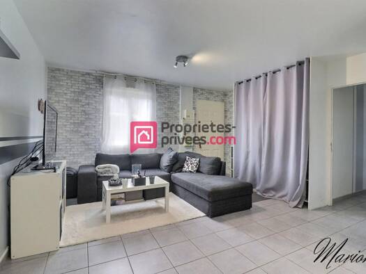 Maison de plain-pied à vendre 172 000 € 4 pièces 3 chambres 74 m² 502 m² de terrain Wavignies 60130