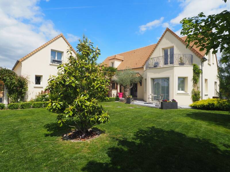 Maison à vendre, 248m², NEAUPHLE LE VIEUX