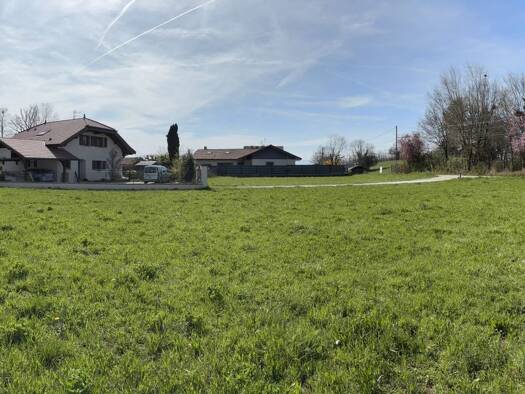 Terrain constructible à vendre 230 000 € 861 m² de terrain Perrignier 74550